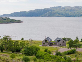 Ben Damph Lodge